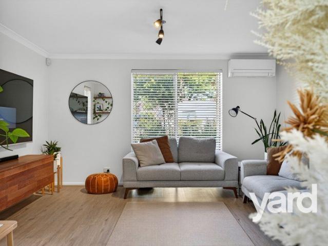Townhouse for sale in Como, Western Australia