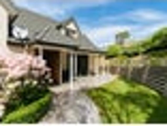 House for sale in Kinmont Park, Mosgiel