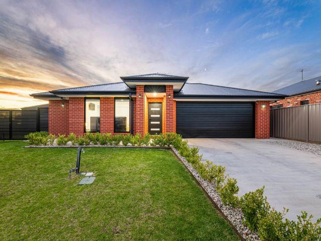 House for sale in Red Cliffs