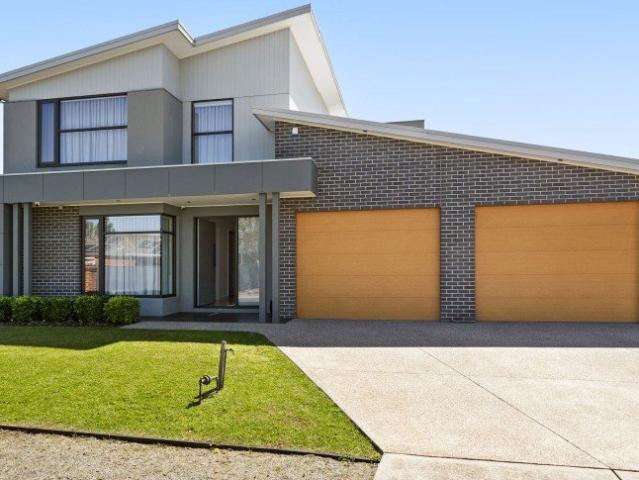 House for sale in Arbour on the Park, Melbourne