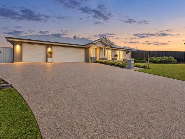 House for sale in Nikenbah, Hervey Bay