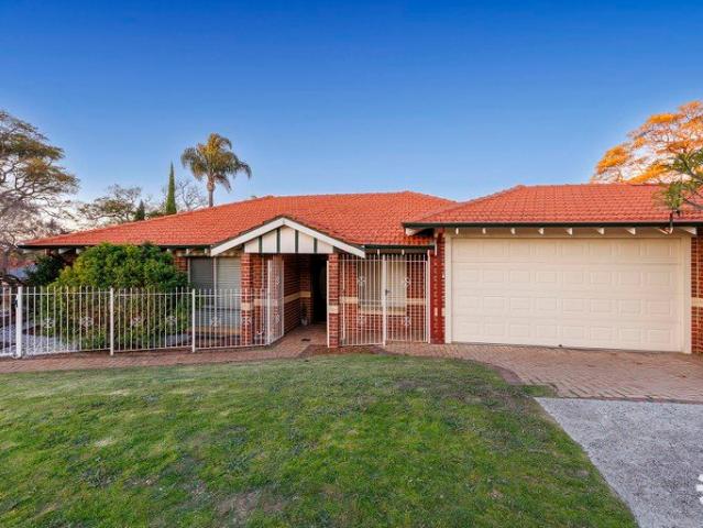 House for sale in Como, Western Australia