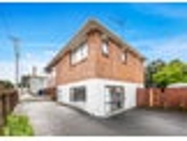House for sale in Three Kings