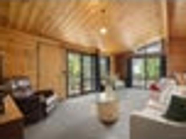 House for sale in Days Bay, Wellington