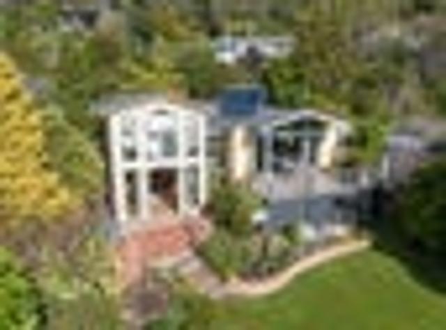 House for sale in Otakou
