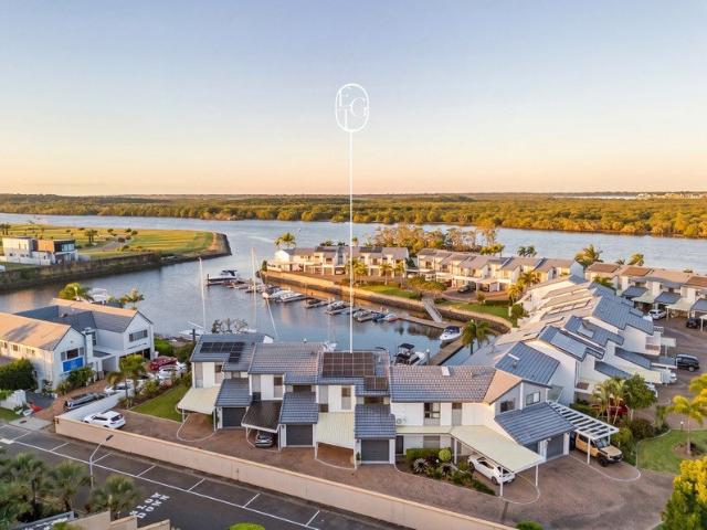 Townhouse for sale in Fernbrook, Queensland