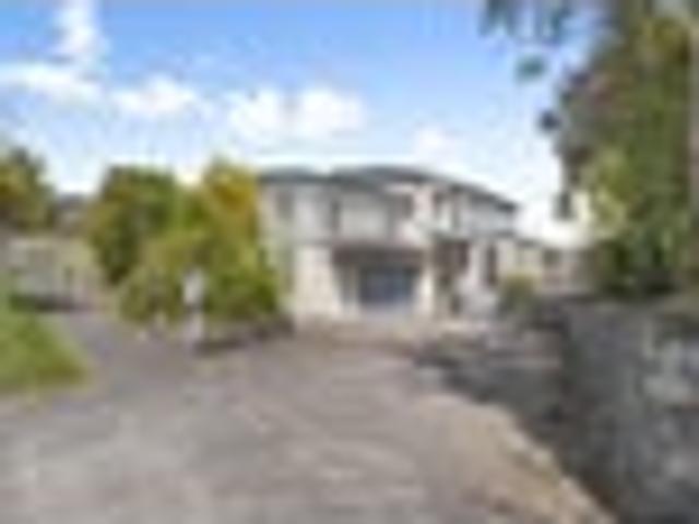 House for sale in Kingsley Heights, Upper Hutt