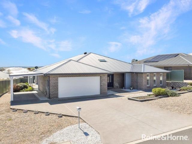 House for sale in Bathurst, New South Wales