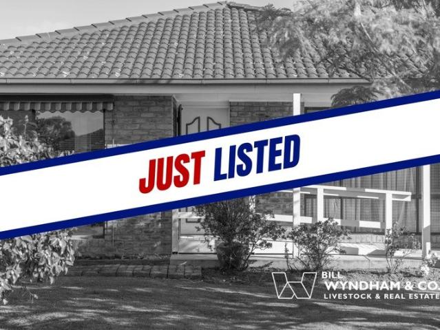 House for sale in Eastwood, Victoria