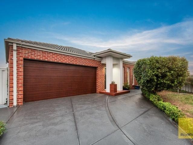 House for sale in Brimbank Waters, Melbourne