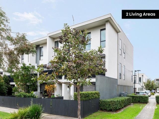 Townhouse for sale in Camerons Creek, Victoria
