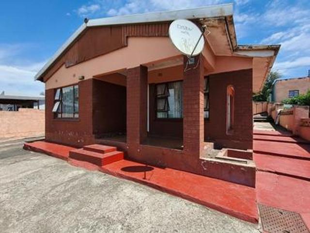 House for sale in Mthatha, King Sabata Dalindyebo Local Municipality