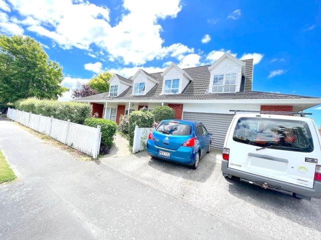 House for rent in Chaslands, Canterbury