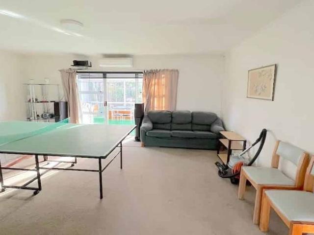 House for rent in Chaslands, Canterbury
