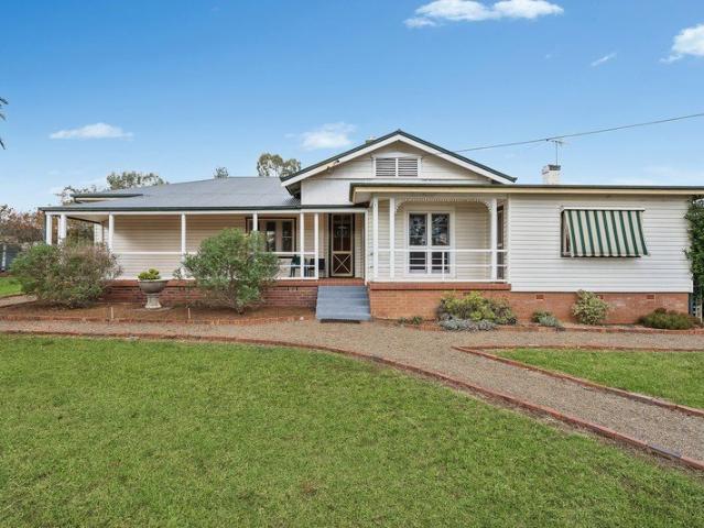House for sale in Cootamundra, New South Wales
