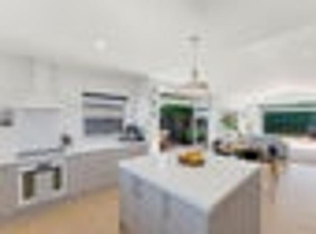 House for sale in Chaslands, Canterbury