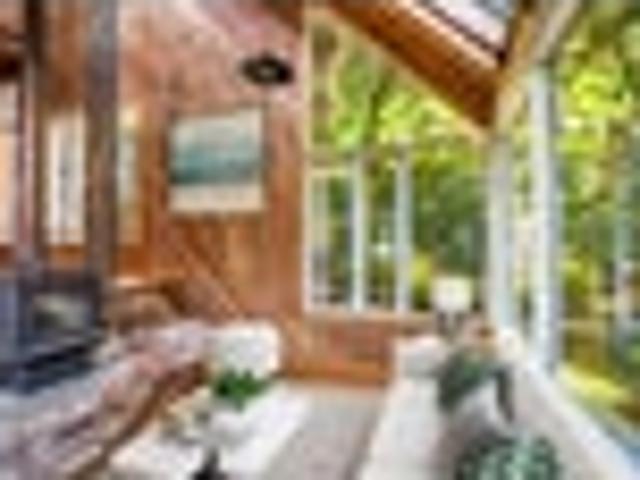 House for sale in Oratia
