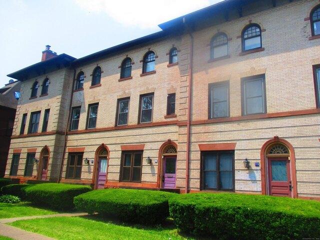 Condo for sale in Hartford