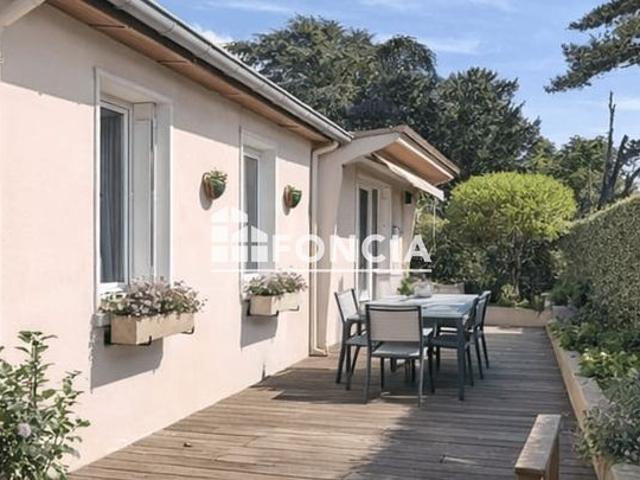 Maison vente à Bourg-en-Bresse, Jassans-riottier