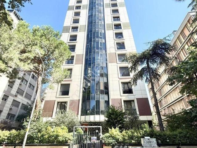 Kadiköy, İstanbul içerisinde satılık mülk