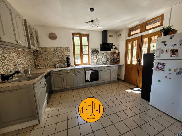 Maison vente à Les Jeanthomas, Saint-Sornin