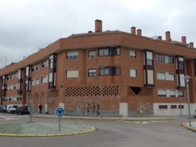 Local Comercial en venta en Cistérniga, Castilla y León