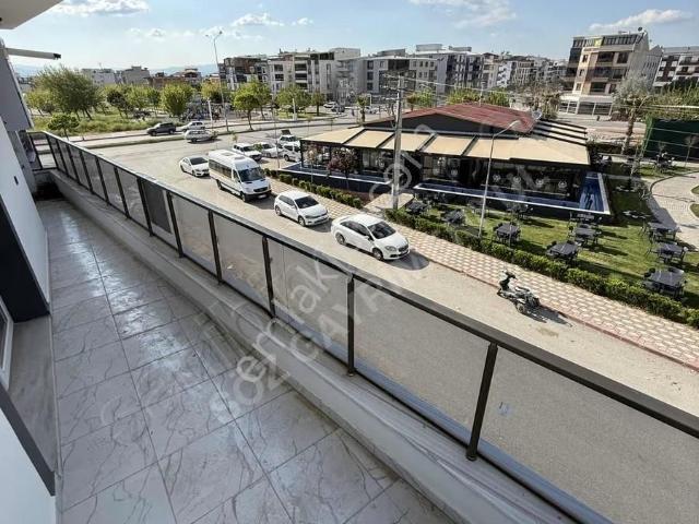 Akhisar, Manisa içerisinde satılık mülk