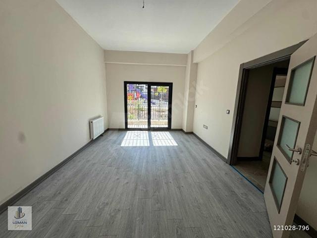 Çağlalık, Payas içerisinde satılık mülk