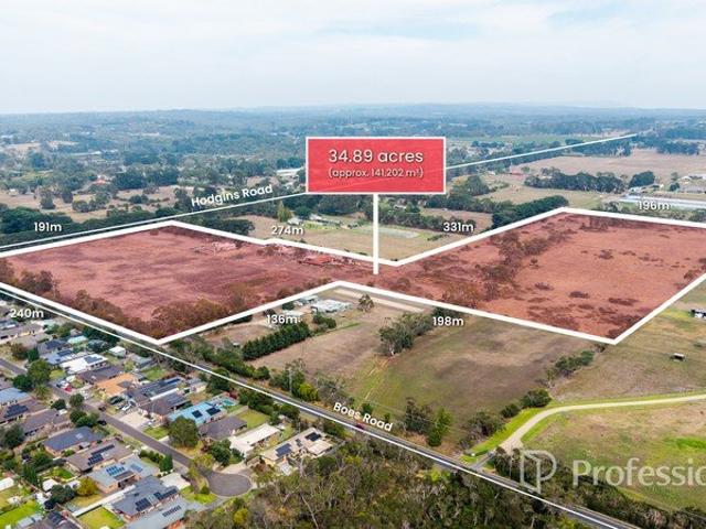 Cottage for sale in Camerons Creek, Victoria