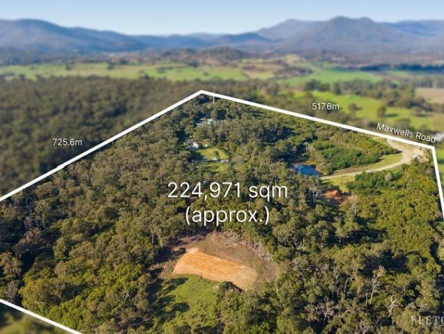 Cottage for sale in Camerons Creek, Victoria