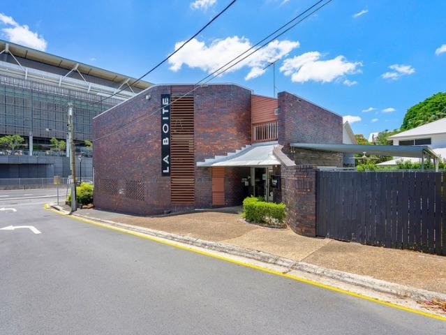 Office for sale in Petrie Terrace, Greater Brisbane