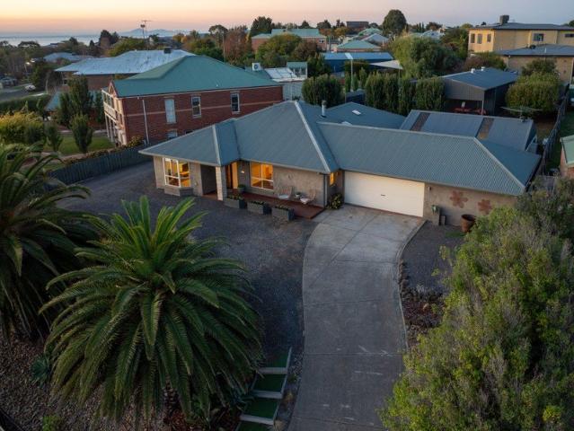 House for sale in Leopold, Victoria