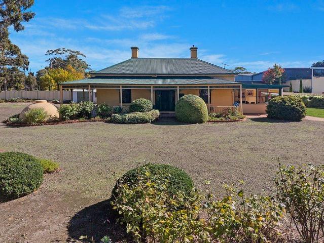 House for sale in Hamilton, Victoria
