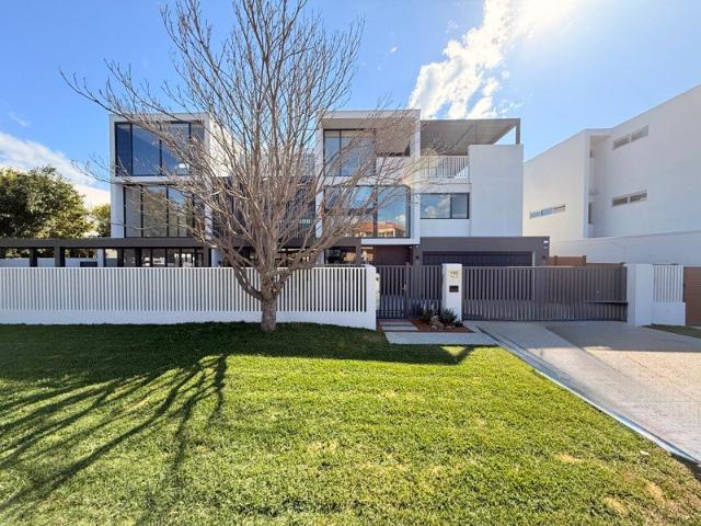 House for sale in Applecross, Western Australia
