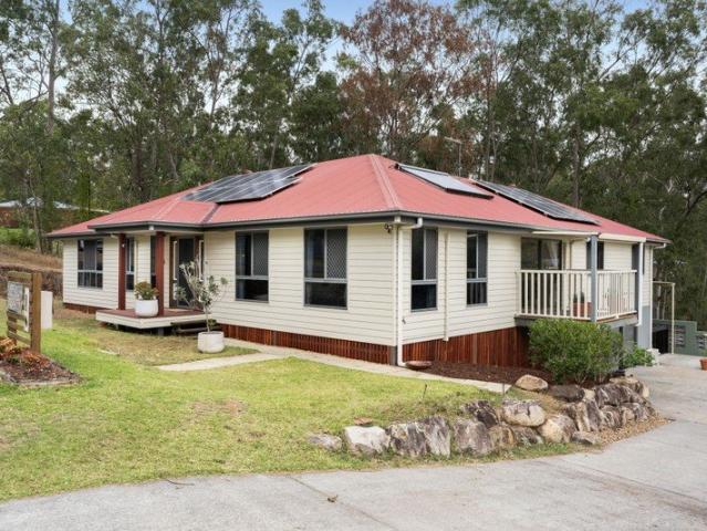 Cottage for sale in Methul, Queensland