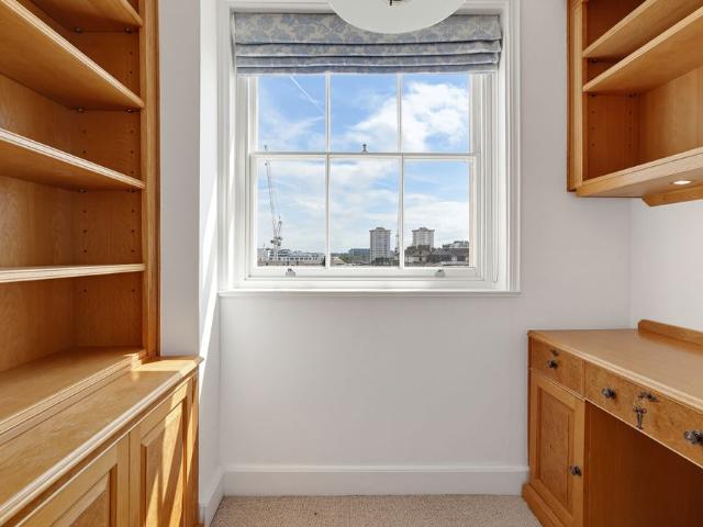Apartment for rent in Chalk Farm, Greater London