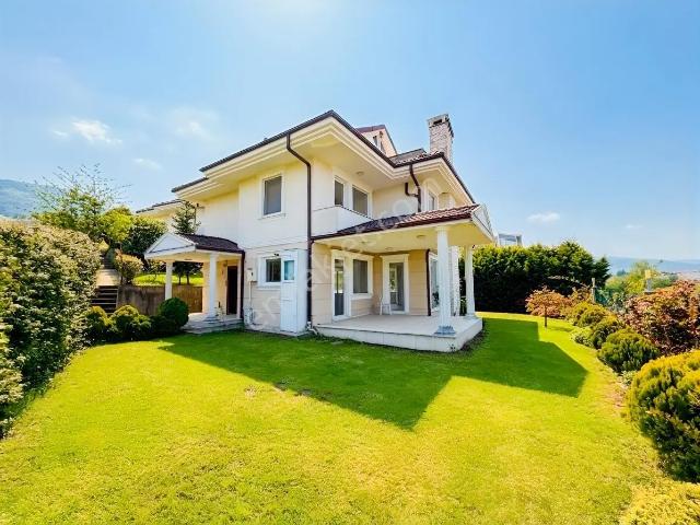 Başiskele, Kocaeli içerisinde satılık Villa