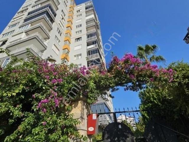 Antalya, Muratpaşa içerisinde satılık mülk