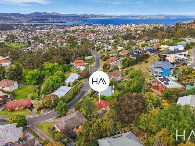 House for sale in Mount Stuart, Hobart