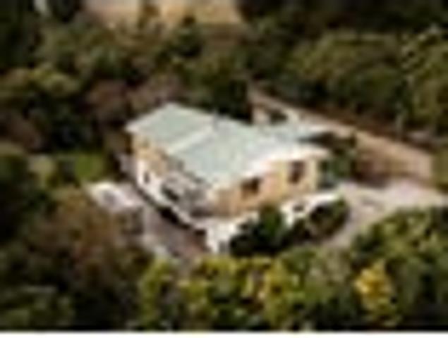 House for sale in Otakou