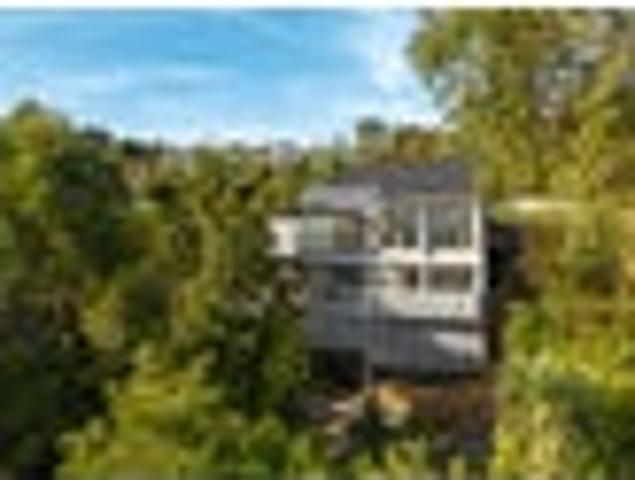 House for sale in Chaslands, Canterbury