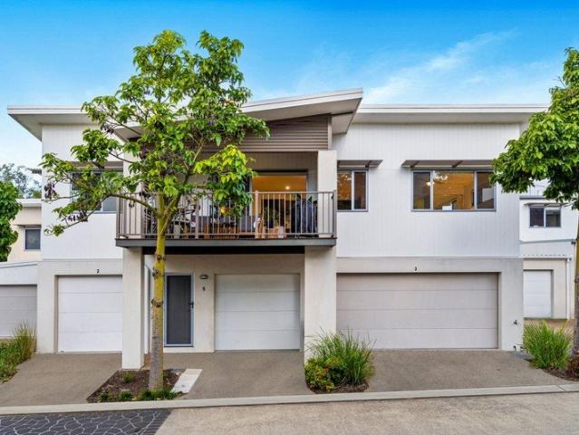 Townhouse for sale in Toombul, Queensland