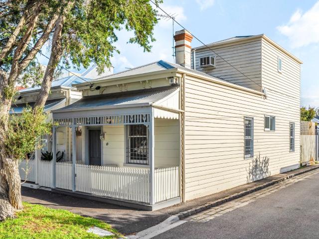 House for rent in Albert Park, Melbourne