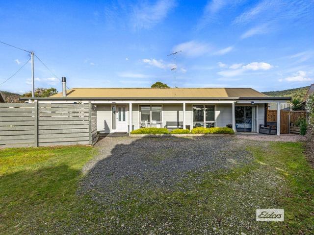House for sale in Sisters Beach, Tasmania