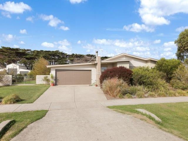 House for sale in Dalyston, Victoria