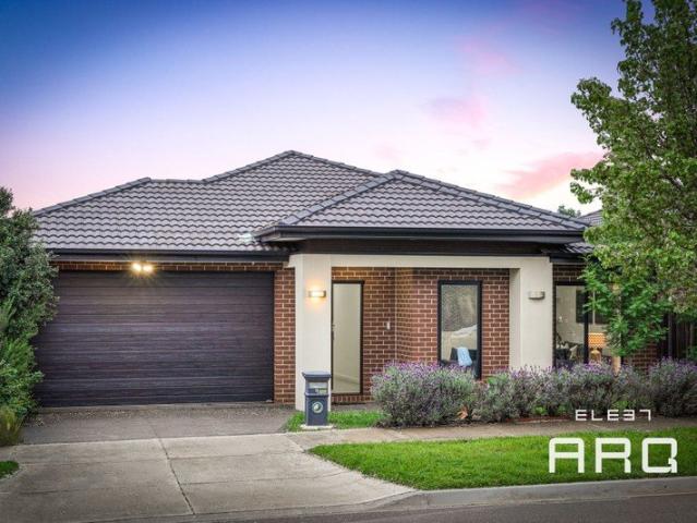 House for sale in Woodlea, Melbourne