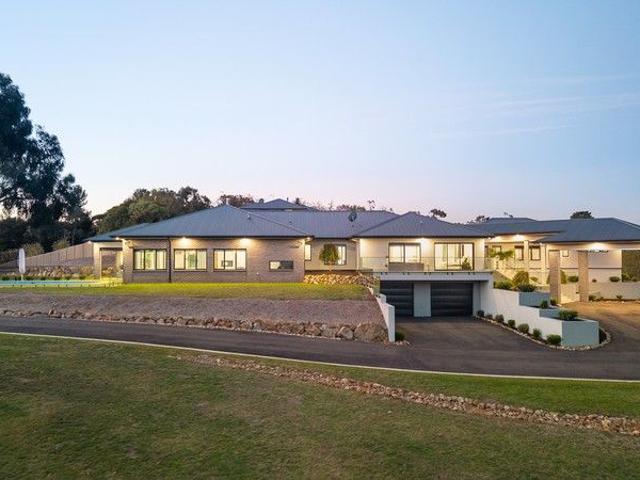 House for sale in Pakenham