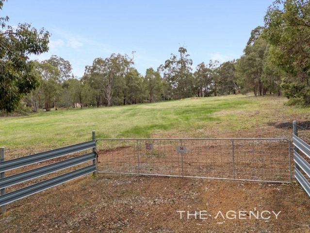 Land for sale in Wooroloo, Western Australia