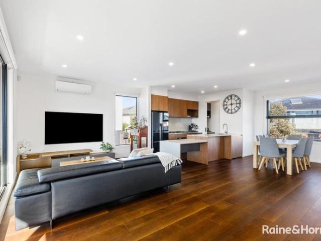 House for rent in Sunshine North, Melbourne
