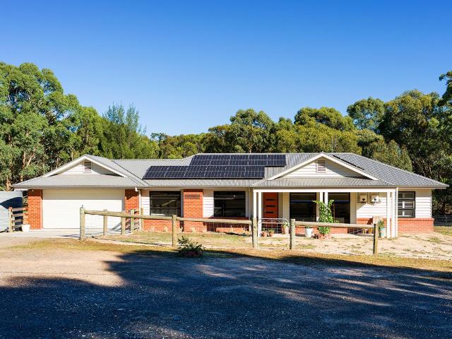 House for sale in Chewton, Victoria